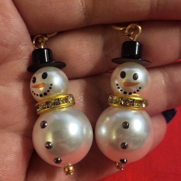 Festive Glass Pearl Snowman Drop Earrings - Picture 2 of 5